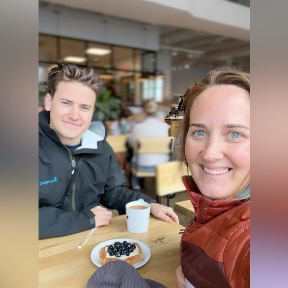 Meet your Posher, Abby from Lululine AK - Picture 6 of 9